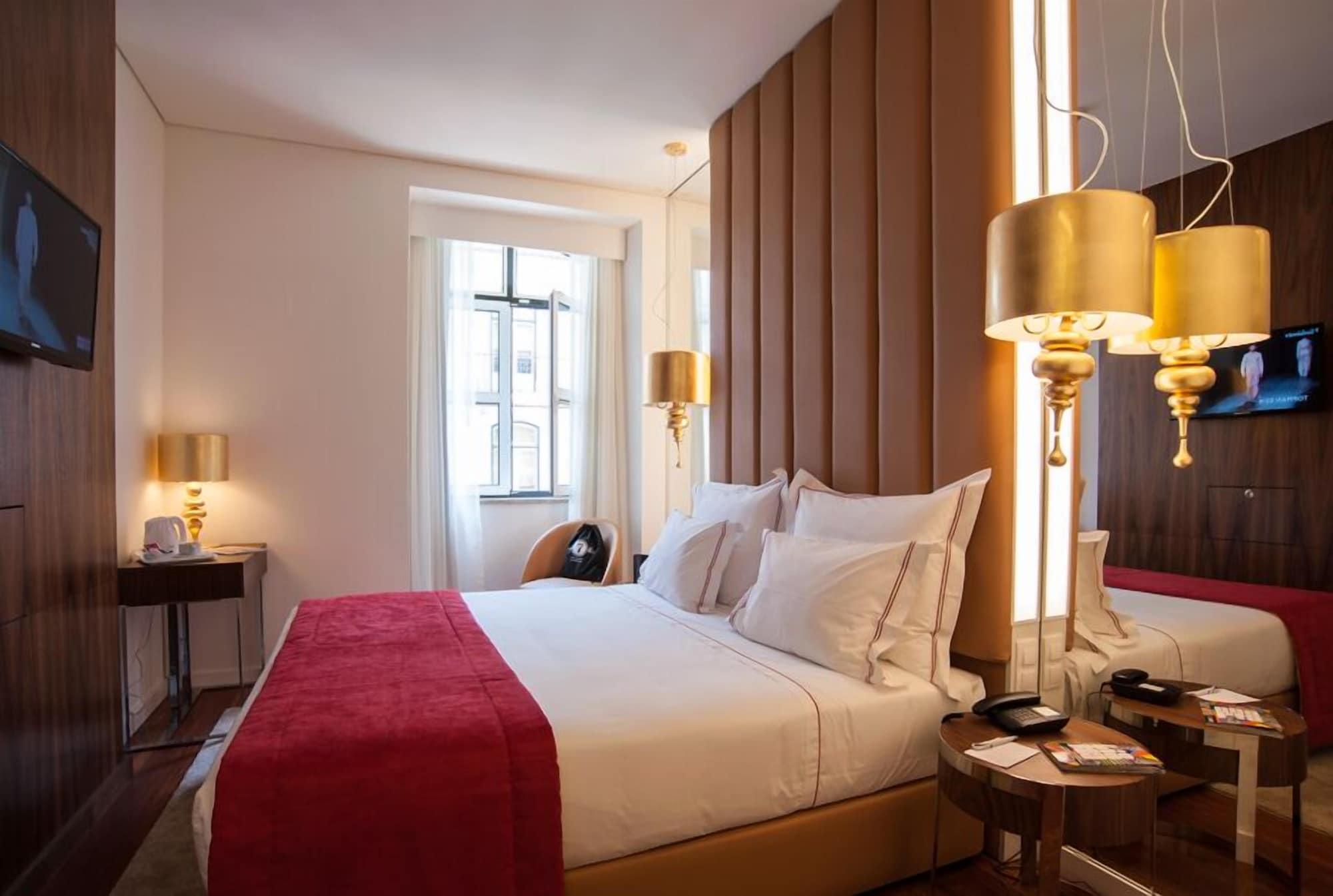 The 7 Hotel, Suites, & 3* Lisbon