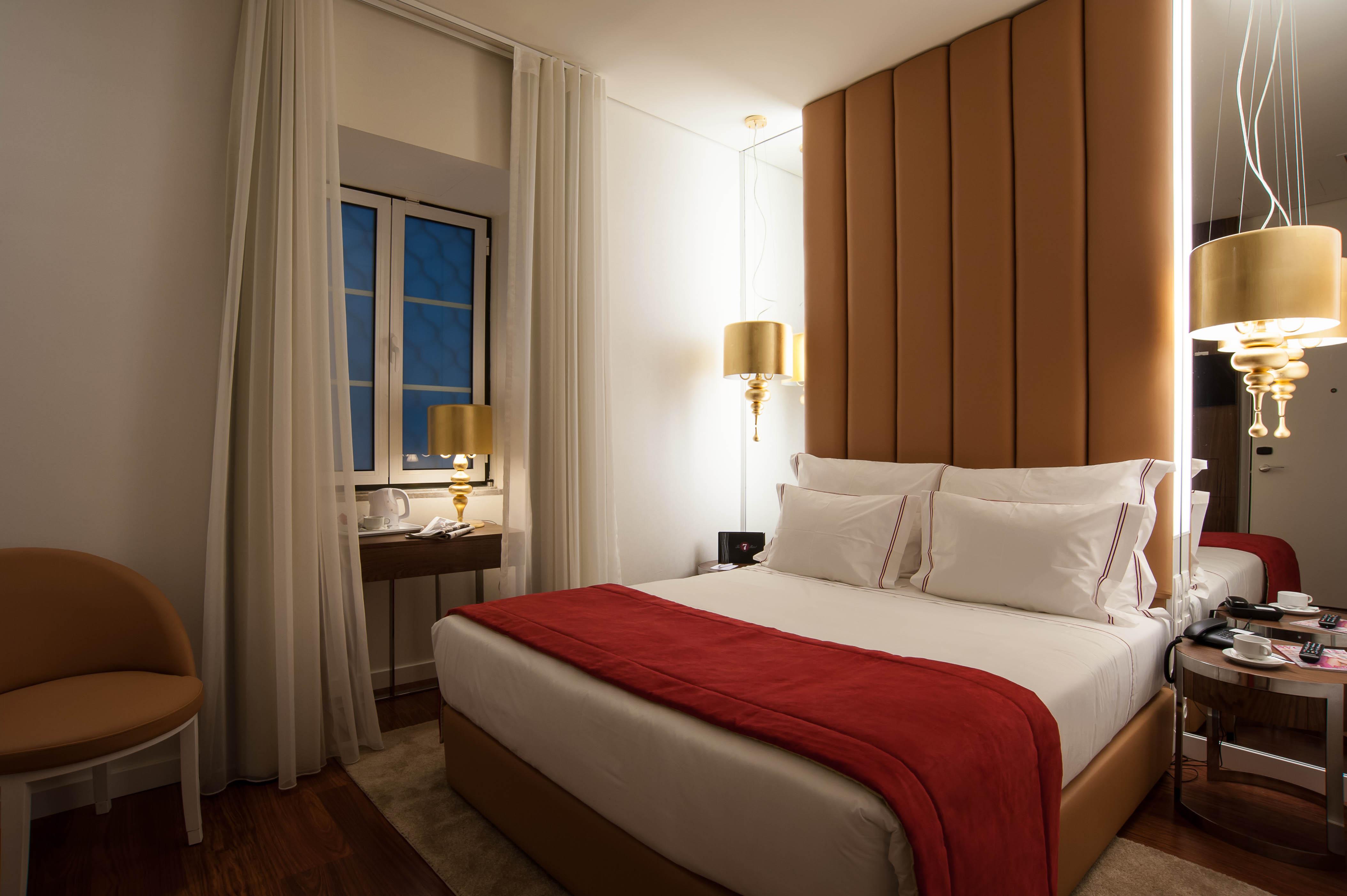 The 7 Hotel, Suites, & Hotel