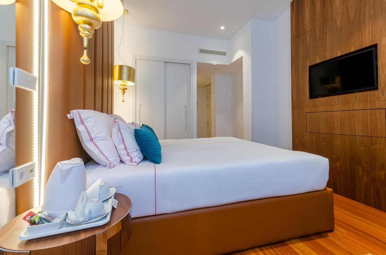 The 7 Hotel, Suites, & Hotel Lisbon